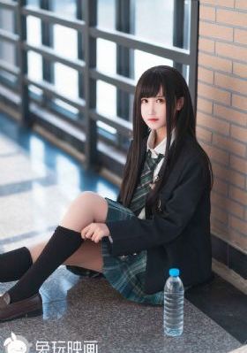 他的巨物撑开她的花缝视频