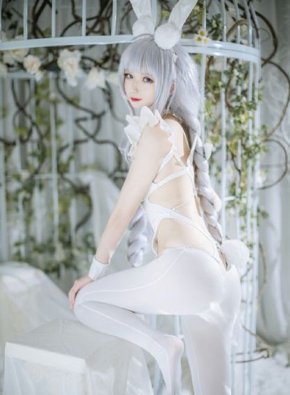色小组